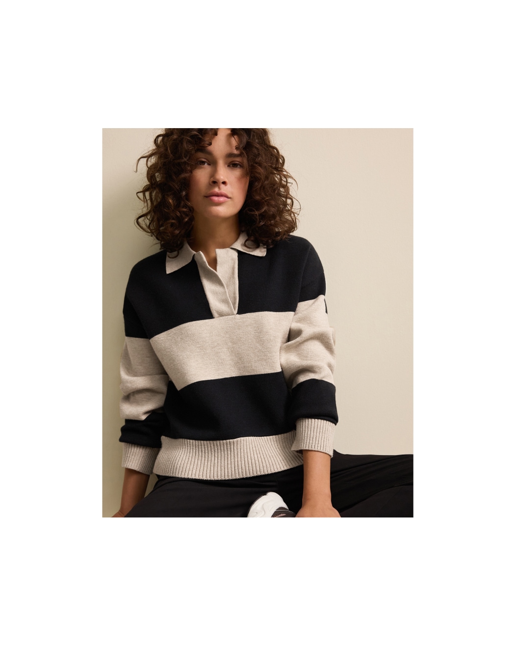 WOMEN'S KNITWEAR