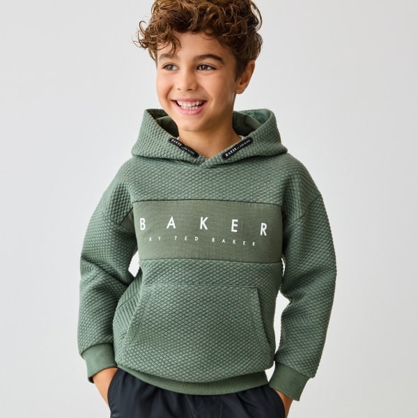 Худи и спортивные топы