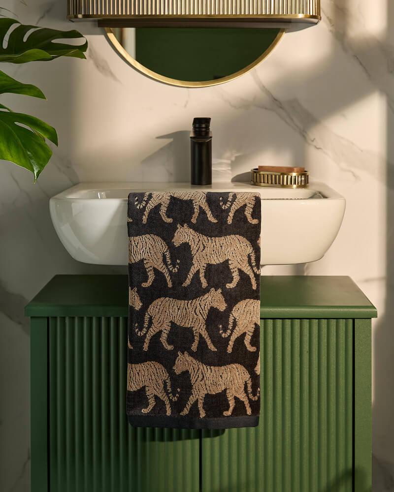 Fresh Bathroom Looks