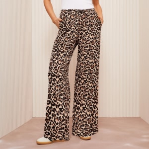 Шалбарлар және леггинстер