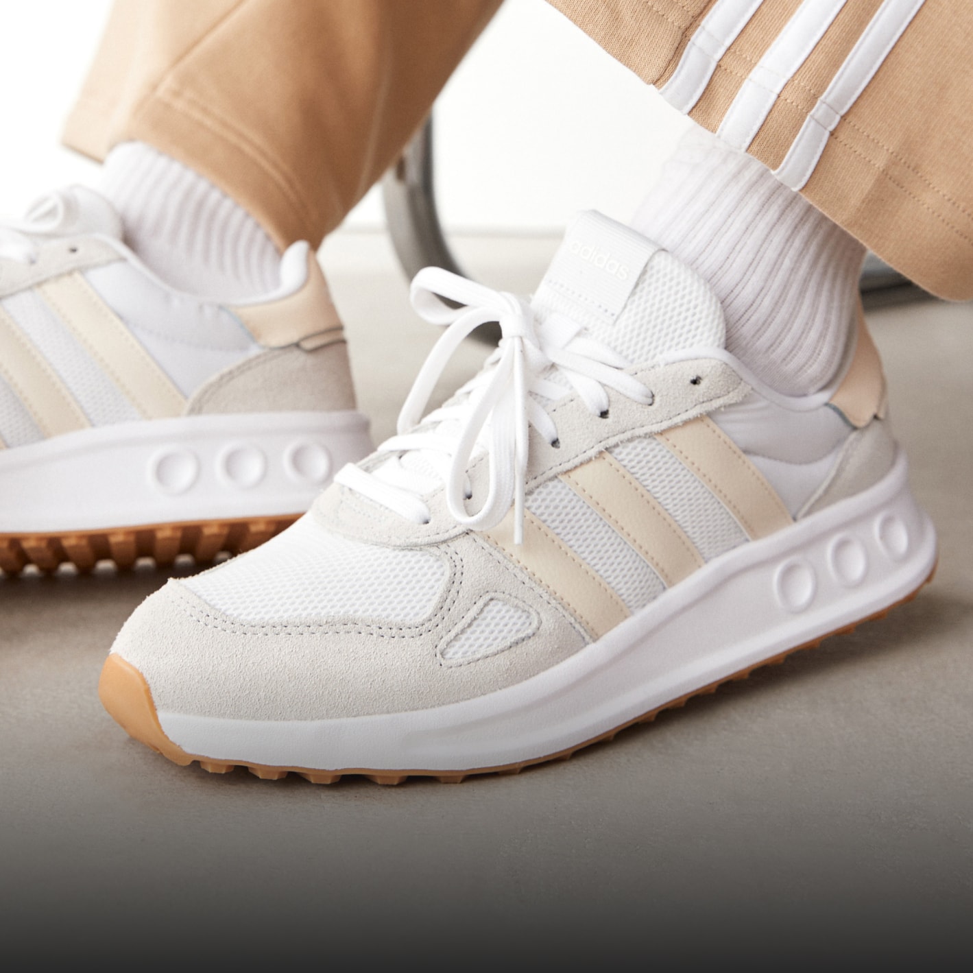 branded shoes hero DT