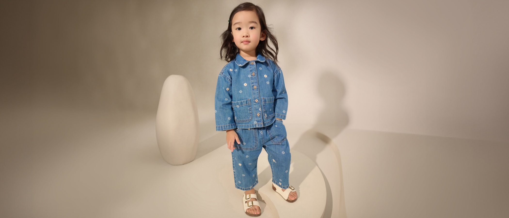 春季牛仔