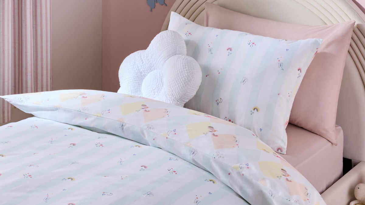 Kids' bedrooom