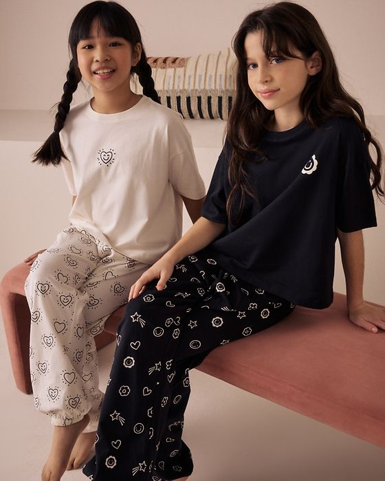 NIGHTWEAR